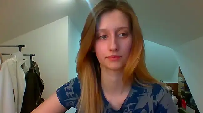 Snapshot of LUNA_delight chatting on February 2025 04:04:01 PM LUNA delight online show from February 2025 04:04:01 PM