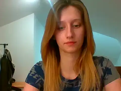 Snapshot of LUNA_delight chatting on February 2025 07:10:02 PM LUNA delight online show from February 2025 07:10:02 PM