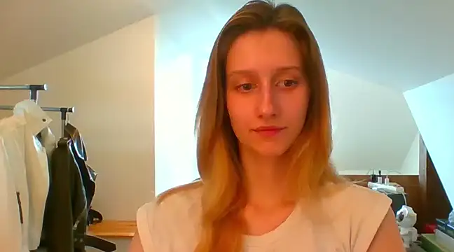 Snapshot of LUNA_delight chatting on February 2025 10:50:01 AM LUNA delight online show from February 2025 10:50:01 AM