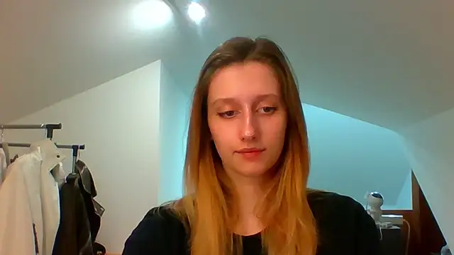 Snapshot of LUNA_delight chatting on March 2025 05:50:01 PM LUNA delight online show from March 2025 05:50:01 PM