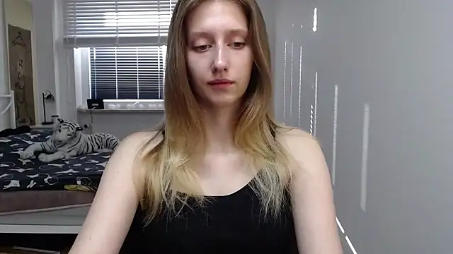 Snapshot of LUNA_delight chatting on September 2025 05:29:01 AM LUNA delight online show from September 2025 05:29:01 AM