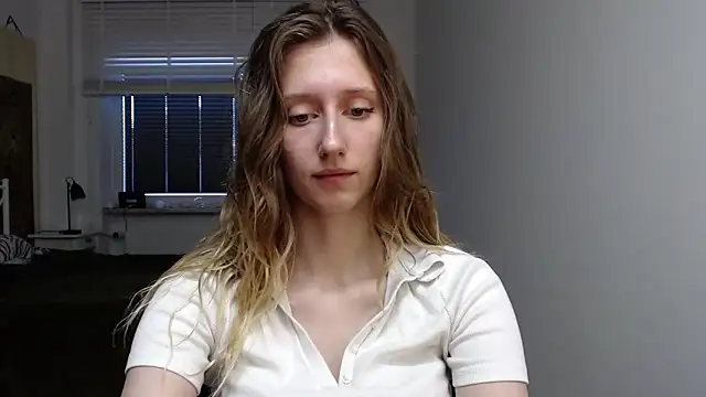 Snapshot of LUNA_delight chatting on September 2025 05:33:01 AM LUNA delight online show from September 2025 05:33:01 AM