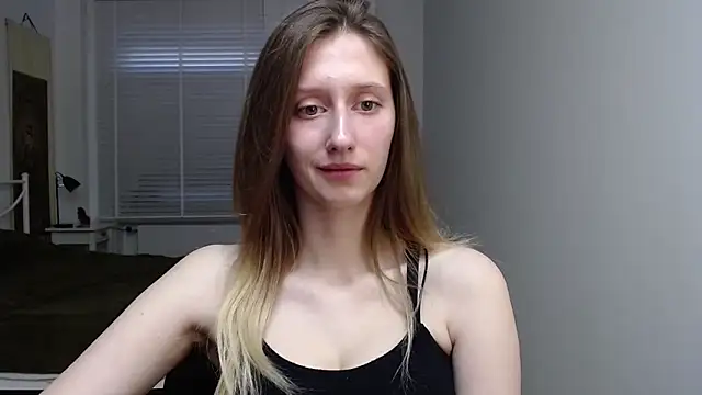 Snapshot of LUNA_delight chatting on October 2025 05:30:02 AM LUNA delight online show from October 2025 05:30:02 AM