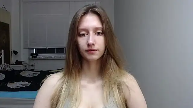 Snapshot of LUNA_delight chatting on October 2025 06:28:02 AM LUNA delight online show from October 2025 06:28:02 AM