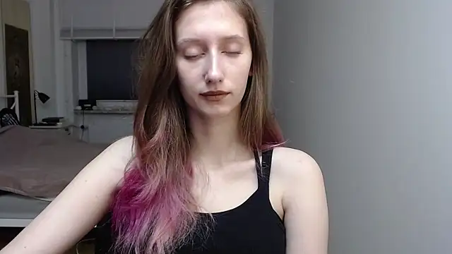 Snapshot of LUNA_delight chatting on December 2025 06:32:01 AM LUNA delight online show from December 2025 06:32:01 AM