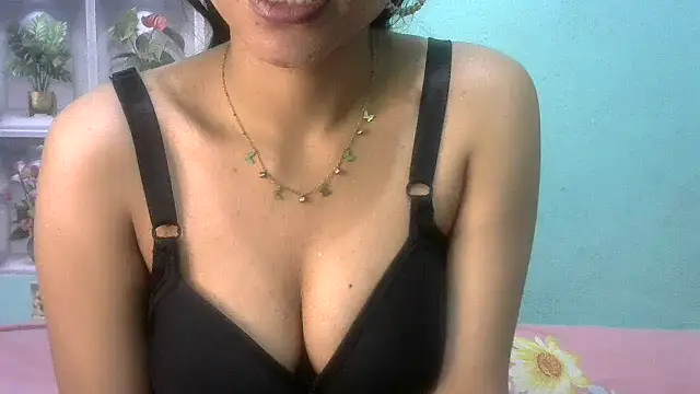 Snapshot of nanhi_munni chatting on April 2026 01:39:01 AM nanhi munni online show from April 2026 01:39:01 AM