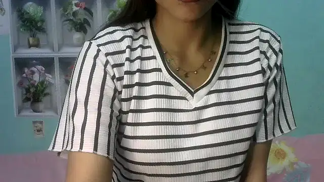 Snapshot of nanhi_munni chatting on April 2026 02:10:02 PM nanhi munni online show from April 2026 02:10:02 PM