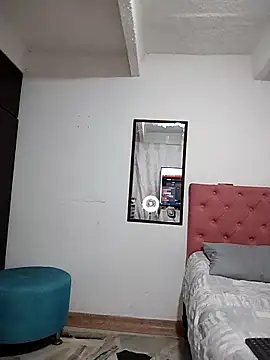 Venus-Wood online show from April 2026 06:30:02 PM