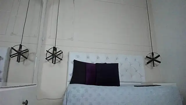 Snapshot of Slut_Milf_ chatting on February 2025 06:55:02 PM Slut Milf online show from February 2025 06:55:02 PM