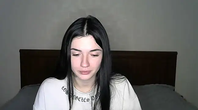 Snapshot of Liana_diva chatting on February 2025 01:44:01 AM Liana diva online show from February 2025 01:44:01 AM