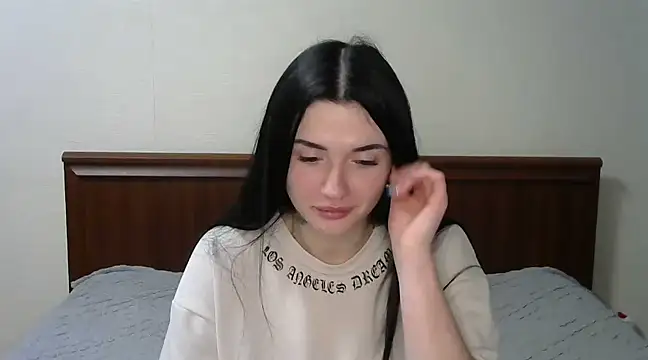 Snapshot of Liana_diva chatting on February 2025 07:31:02 PM Liana diva online show from February 2025 07:31:02 PM