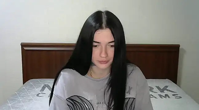 Snapshot of Liana_diva chatting on March 2025 07:42:02 PM Liana diva online show from March 2025 07:42:02 PM