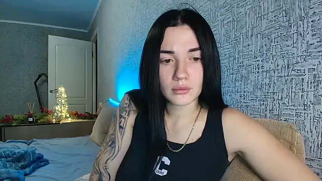 Snapshot of Liana_diva chatting on November 2025 07:25:02 PM Liana diva online show from November 2025 07:25:02 PM