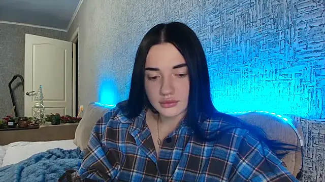 Snapshot of Liana_diva chatting on December 2025 07:11:02 PM Liana diva online show from December 2025 07:11:02 PM