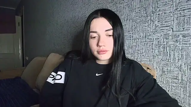 Liana diva online show from February 2026 04:18:01 PM