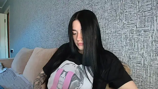Liana diva online show from May 2026 10:53:02 AM