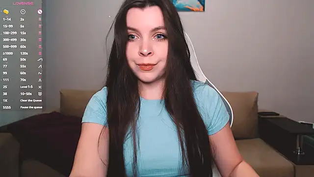 lunalovesu online show from September 2025 03:56:01 PM