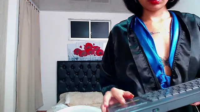 conni f00x online show from April 2026 02:27:02 AM