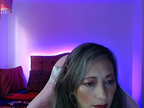 Snapshot of Melanyy_100 chatting on January 2025 08:55:01 PM Melanyy 100 online show from January 2025 08:55:01 PM