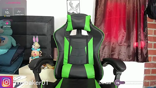 Snapshot of Axel_baker01 chatting on March 2025 09:05:02 PM Axel baker01 online show from March 2025 09:05:02 PM