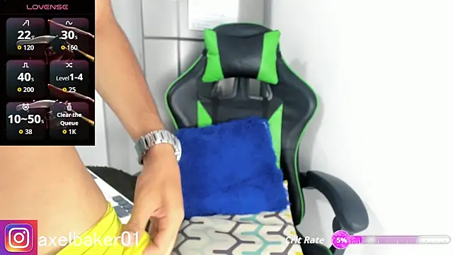 Snapshot of Axel_baker01 chatting on October 2025 07:03:02 PM Axel baker01 online show from October 2025 07:03:02 PM