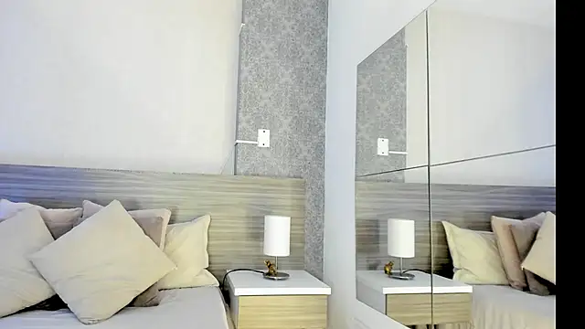 Snapshot of Mistyca chatting on September 2025 10:38:02 AM Mistyca online show from September 2025 10:38:02 AM