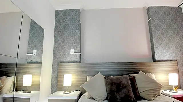 Snapshot of Mistyca chatting on October 2025 10:26:01 AM Mistyca online show from October 2025 10:26:01 AM