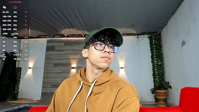 Snapshot of AkazaBoy_ chatting on December 2025 04:51:02 AM AkazaBoy online show from December 2025 04:51:02 AM