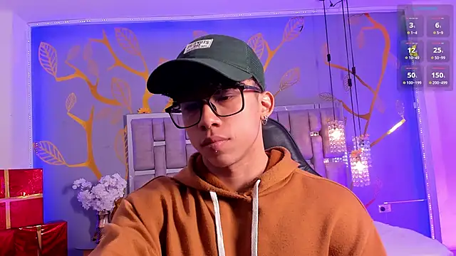 Snapshot of AkazaBoy_ chatting on December 2025 04:06:01 AM AkazaBoy online show from December 2025 04:06:01 AM