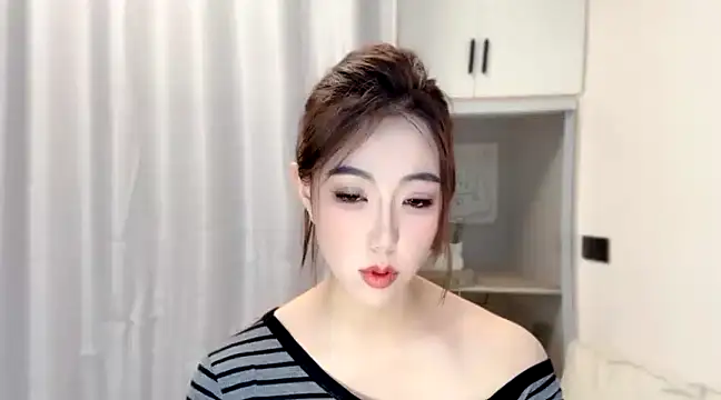 Snapshot of Natasha520 chatting on March 2025 03:51:01 PM Natasha520 online show from March 2025 03:51:01 PM