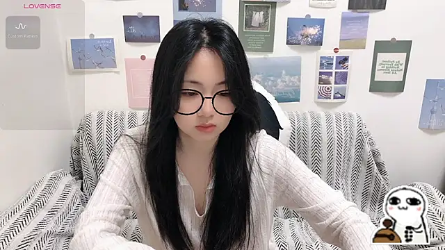 LiLiYbaby online show from April 2026 06:31:02 AM