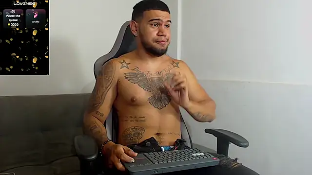 Aaron Hunter  online show from October 2025 08:42:02 AM