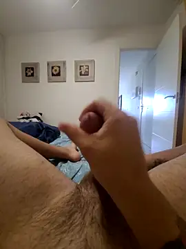 omarito100 online show from October 2025 01:09:01 PM