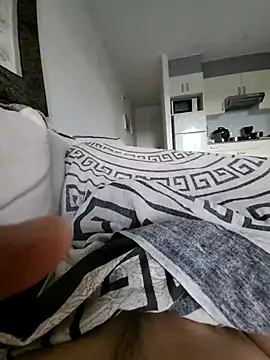 omarito100 online show from October 2025 07:09:02 AM