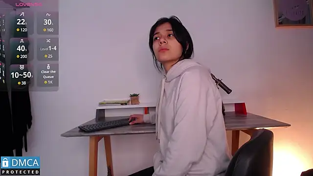 floriamANDjazmin online show from February 2025 11:10:02 AM