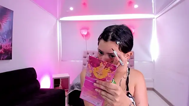 Snapshot of AuroraDiaz chatting on September 2025 07:39:02 PM AuroraDiaz online show from September 2025 07:39:02 PM