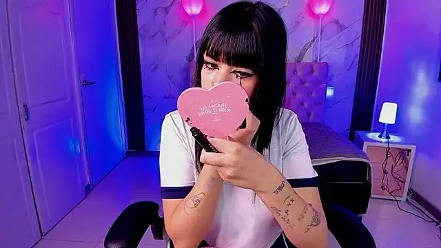 AuroraDiaz online show from December 2025 07:21:02 PM