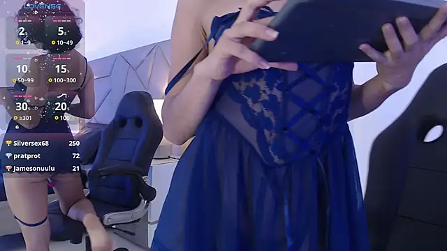 LeeThompson  online show from January 2025 03:04:02 PM