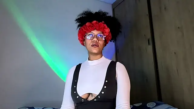 Ale xandra online show from May 2026 11:13:02 PM