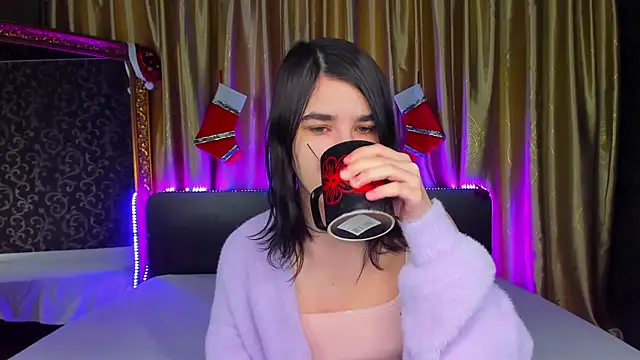  Polly Love  online show from January 2026 07:22:01 AM