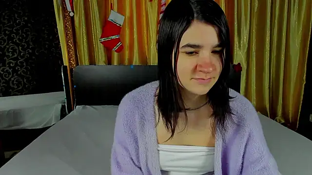  Polly Love  online show from February 2026 07:14:01 AM