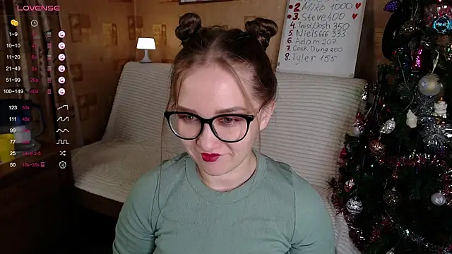 Miatiny online show from December 2024 01:09:01 PM