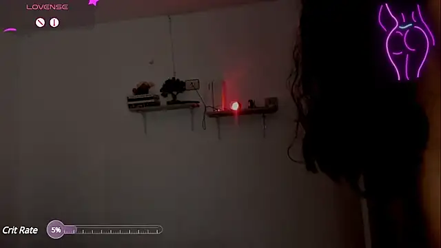 Snapshot of Moon_Sammy chatting on February 2025 08:01:01 PM Moon Sammy online show from February 2025 08:01:01 PM