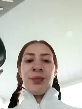 Snapshot of SAMANTHA-16_ chatting on February 2025 01:17:02 PM SAMANTHA-16 online show from February 2025 01:17:02 PM