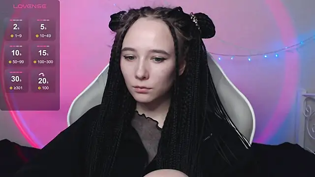 Robin yourss online show from December 2024 04:10:02 PM