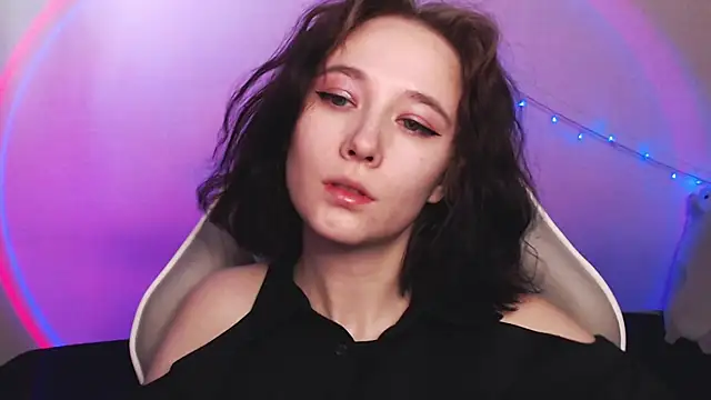 Robin yourss online show from March 2025 07:52:01 AM