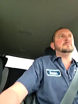 MrMechanic38 online show from April 2026 12:58:02 PM