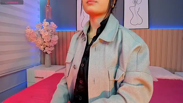 Megan mooree  online show from February 2025 12:08:01 PM