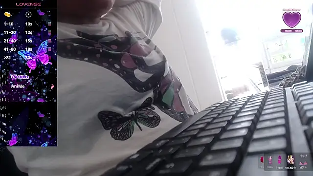 Snapshot of Gabycutee chatting on October 2025 07:56:01 PM Gabycutee online show from October 2025 07:56:01 PM