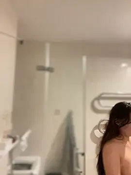 Holly Molii online show from March 2025 06:17:02 AM